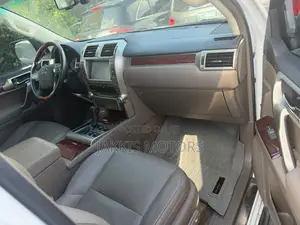 Lexus GX 2011 White