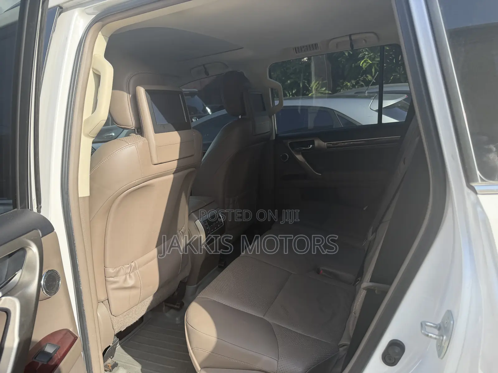 Lexus GX 2011 White
