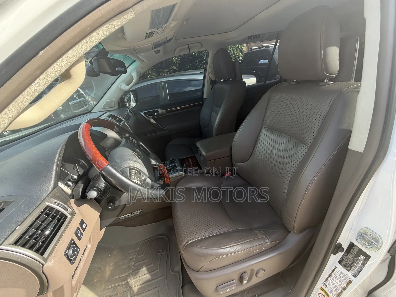 Lexus GX 2011 White
