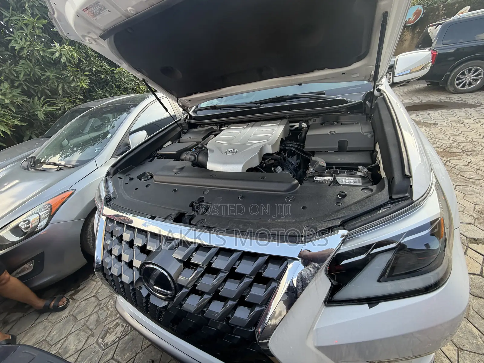Lexus GX 2011 White