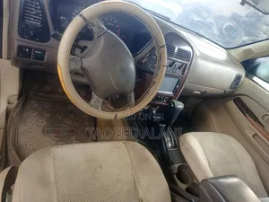 Nissan Pathfinder 1999 Black