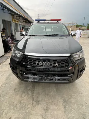 Toyota Hilux 2018 Black