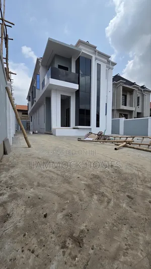 5bdrm Duplex in Okebadan Estate, Akobo for sale