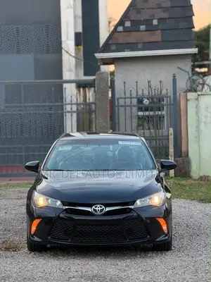 Toyota Camry 2016 Black