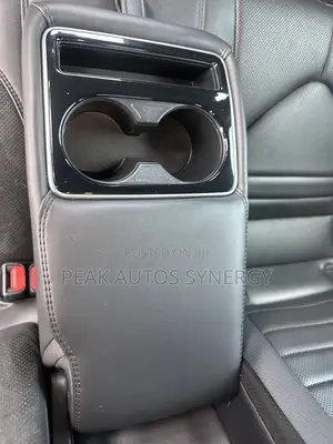 Toyota Avalon XSE Nightshade 2021 Silver