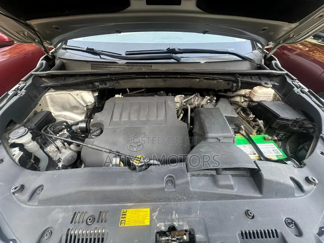 Toyota Highlander 2014 Gold