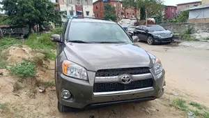 Toyota RAV4 2.5 Limited 4x4 2011 Gold