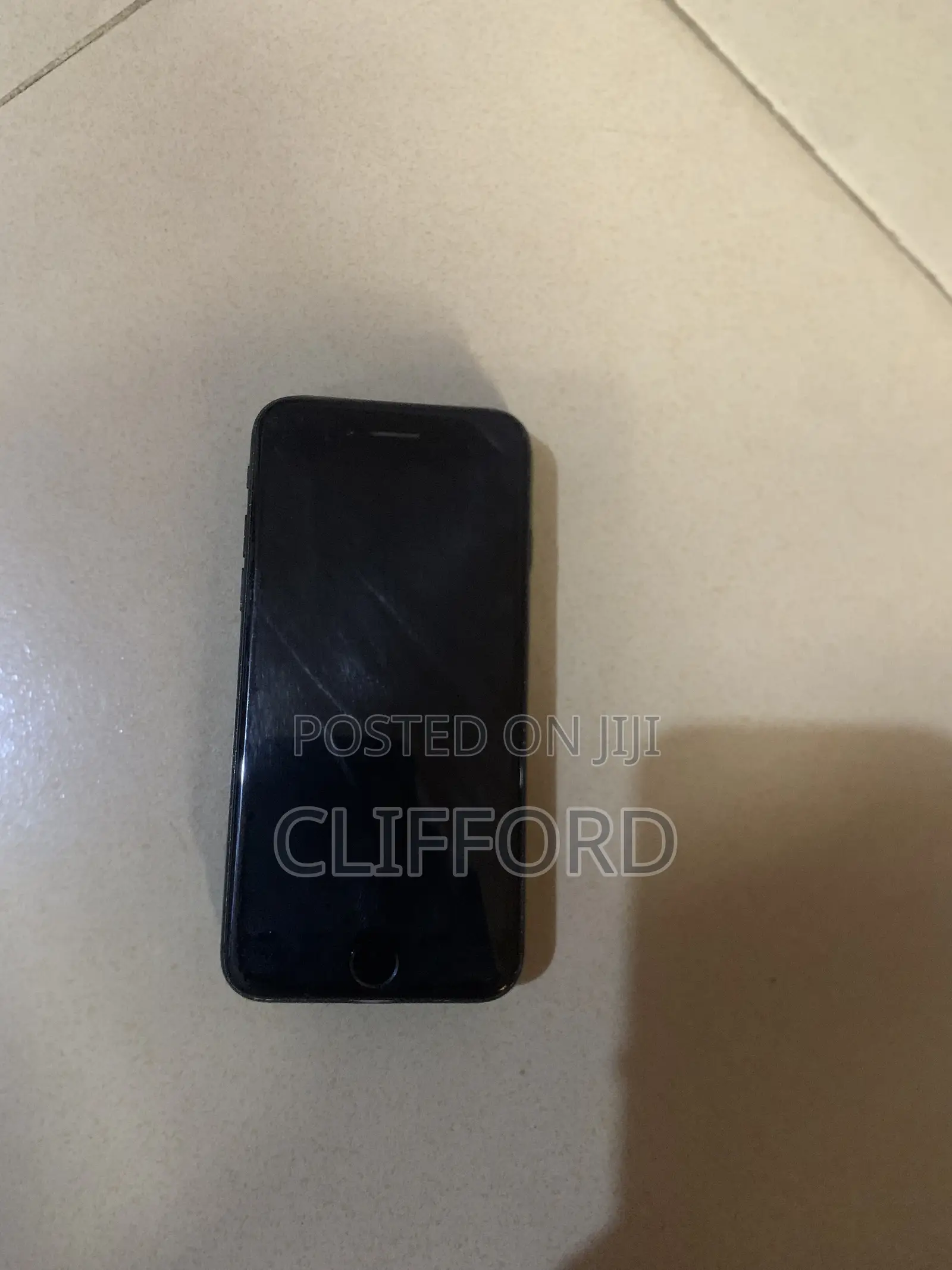 Apple iPhone 7 32 GB Black