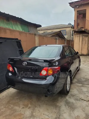Toyota Corolla 2011 Black