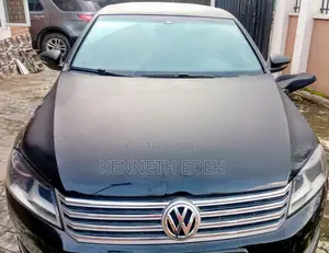 Volkswagen Passat 2013 Black