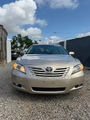 Toyota Camry XLE V6 4dr Sedan (3.5L 6cyl 6AM) 2008 Gold