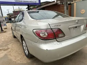 Lexus ES 300 2004 Silver