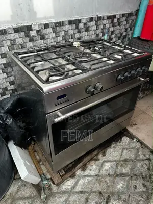 5 Burner Gas Cooker and Oven