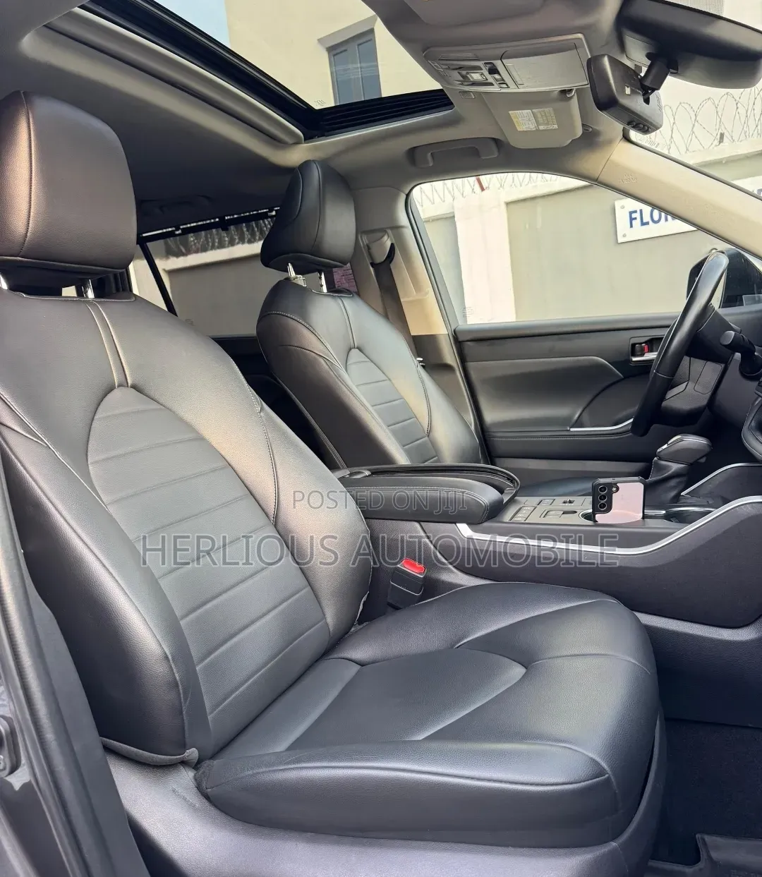 Toyota Highlander 2023 Gray