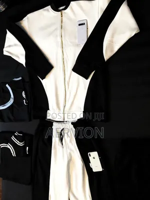 Bulk Streetwear Manufacturing for Brands and Retailers