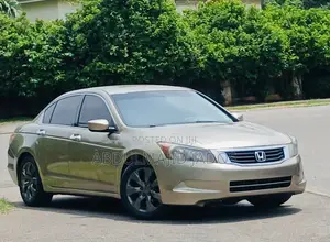 Honda Accord 2012 Gold
