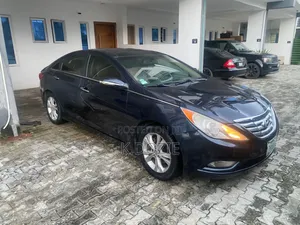 Hyundai Sonata Limited Sedan FWD (2.4L 4cyl 6A) 2013 Black