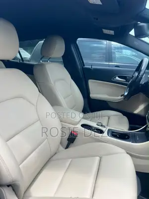 Mercedes-Benz GLA 250 2017 Black