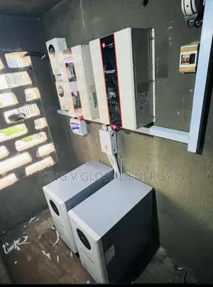 Solar Setup 2units 15kwh/48v Lithuim Battery×2units 10kva/48v Inverter