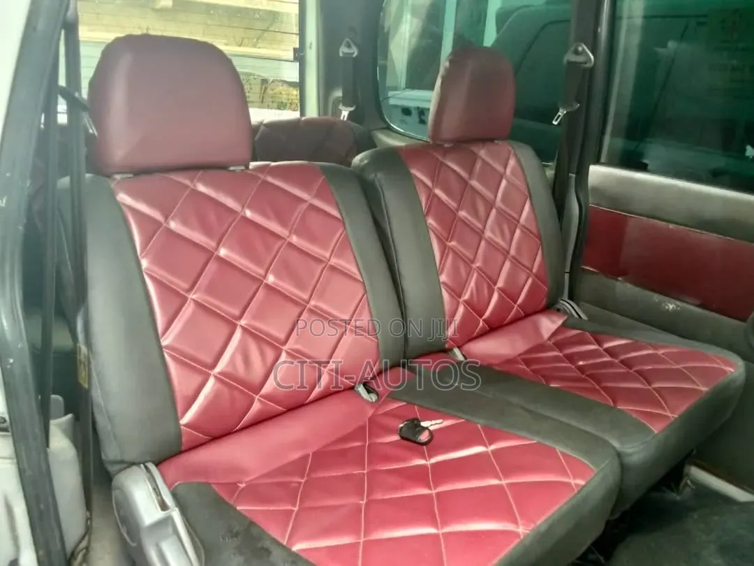 Nissan Serena 2002 White