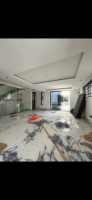 4bdrm Duplex in Awolowo Road for rent