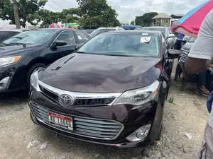 Toyota Avalon Limited 4dr Sedan (3.5L 6cyl 6A) 2015 Burgundy