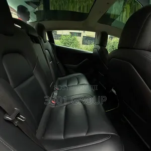 Tesla Model 3 2020 Black