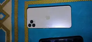 Apple iPhone 11 Pro Max 64 GB Gold
