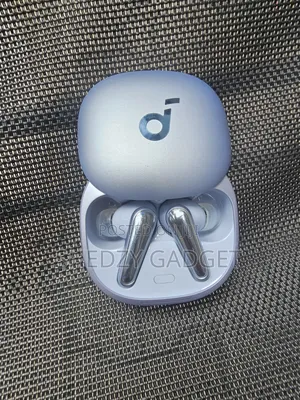 Soundcore Liberty 4
