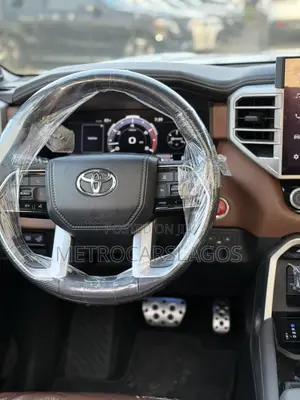 Toyota Tundra 1794 Edition CrewMax 6.5' Bed 2024 Gray