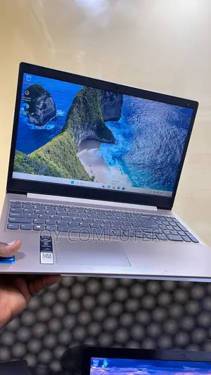 Laptop Lenovo Ideapad 3 4GB Intel Core i3 SSD 256GB