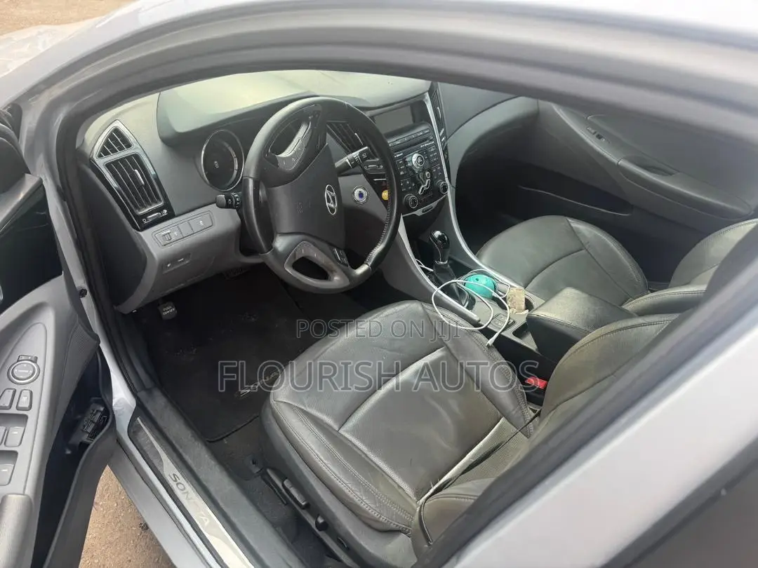 Hyundai Sonata 2013 Silver