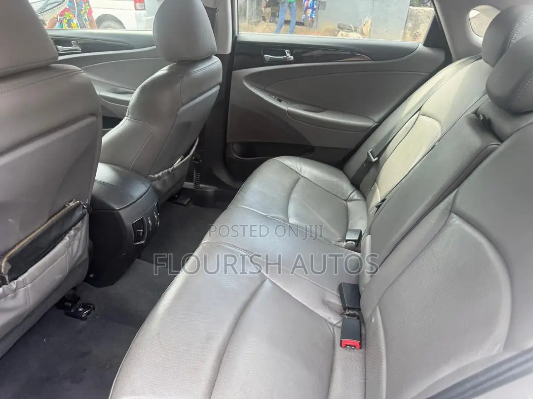 Hyundai Sonata 2013 Silver