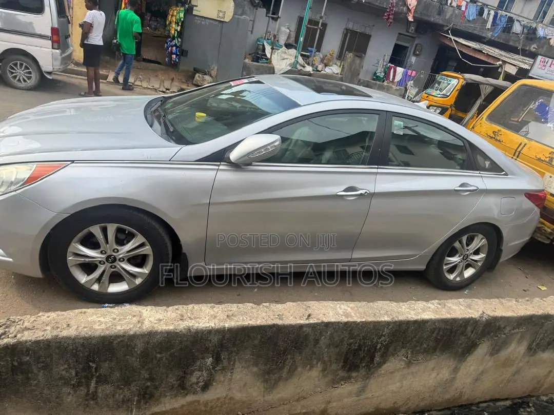 Hyundai Sonata 2013 Silver