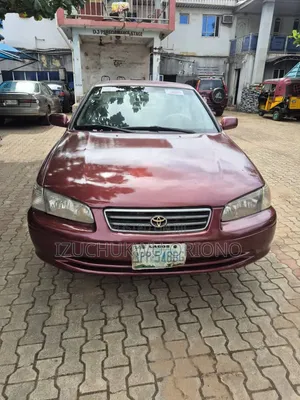Toyota Camry 2002 Red