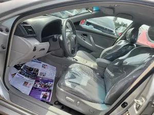 Toyota Camry 2010 Silver