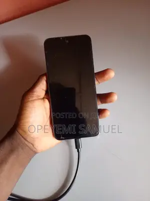 Tecno Spark 40 128 GB Gray