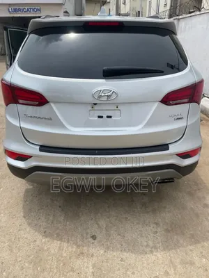 Hyundai Santa Fe SE AWD 2018 Silver