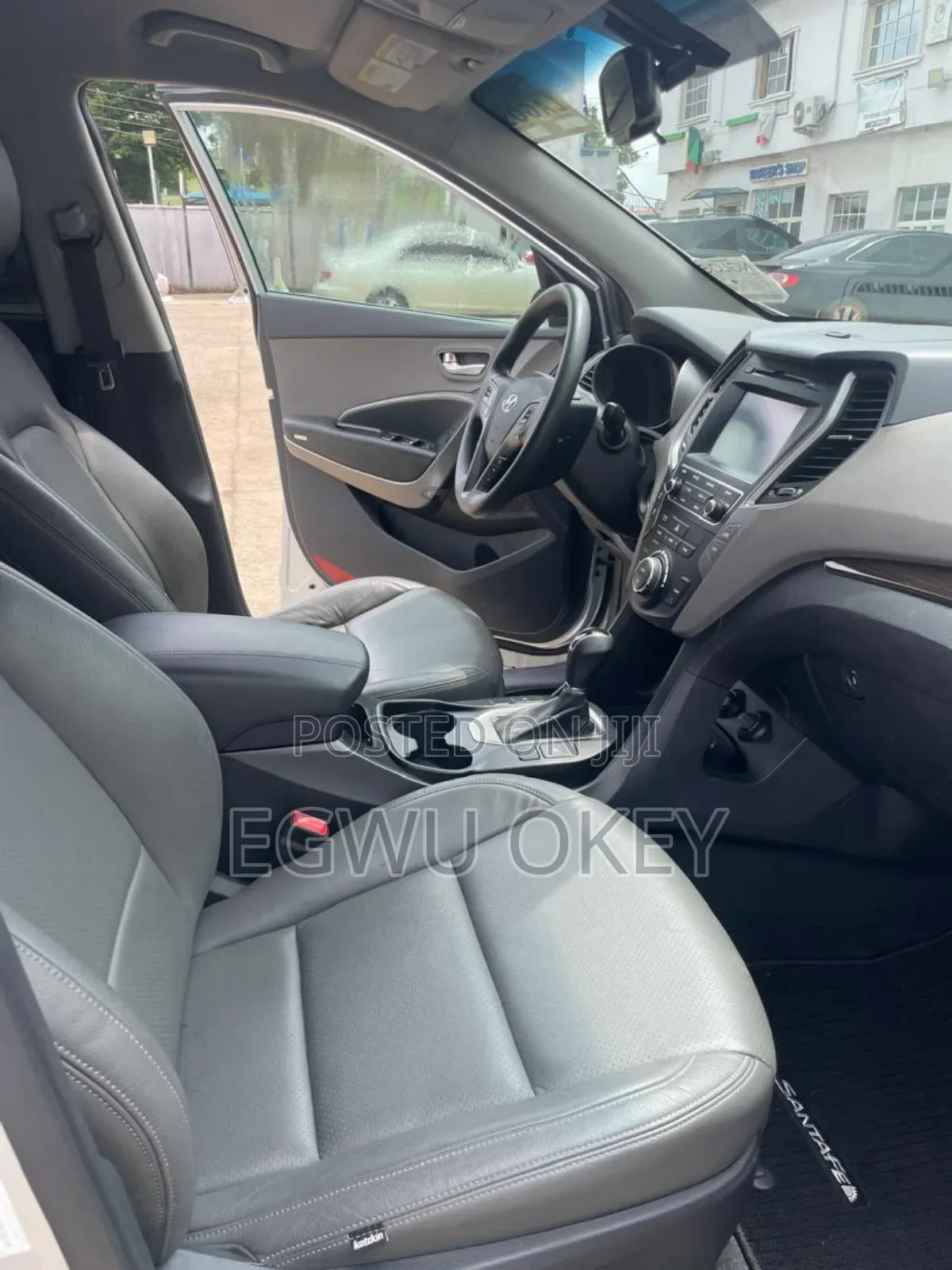 Hyundai Santa Fe SE AWD 2018 Silver
