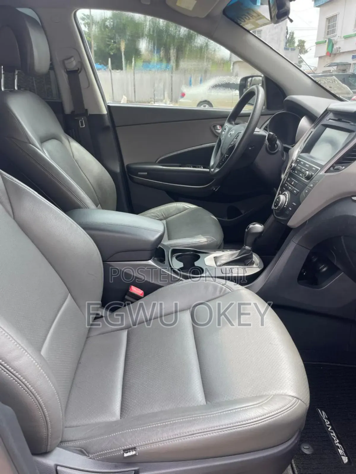 Hyundai Santa Fe SE AWD 2018 Silver