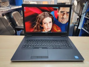 Laptop Dell Precision 7740 16GB Intel Xeon SSD 512GB