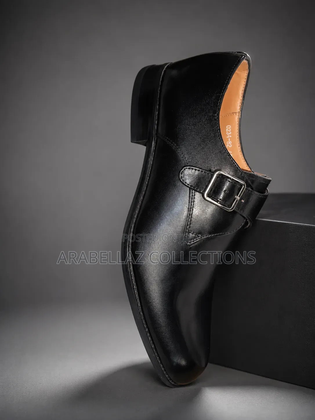 Quality Black Leather Single Strap Men Shoe