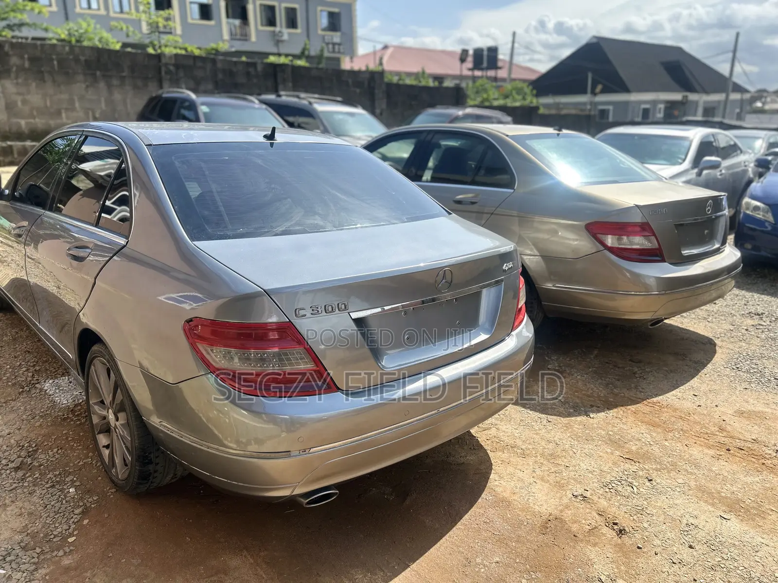 Mercedes-Benz C200 2009 Black