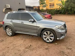Mercedes-Benz GLK-Class 350 2010 Gray
