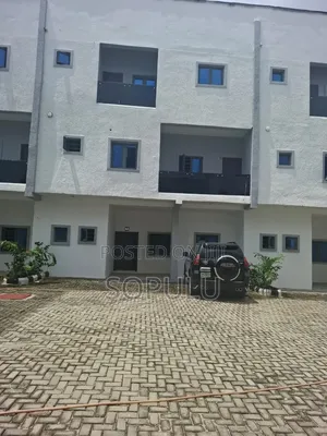 4bdrm Apartment in Zularich Estate, Sangotedo for rent