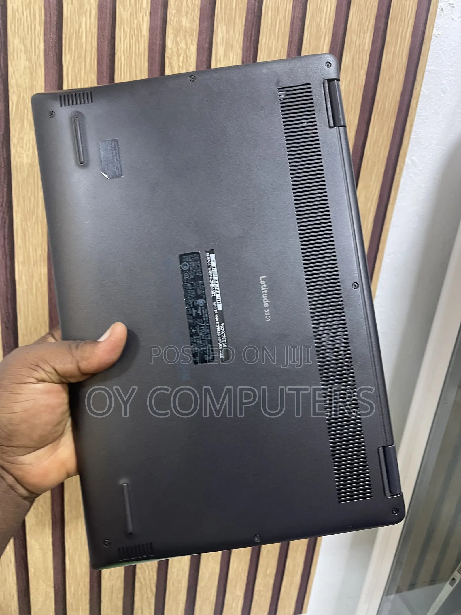 Laptop Dell Latitude 3301 8GB Intel Core i5 SSD 256GB