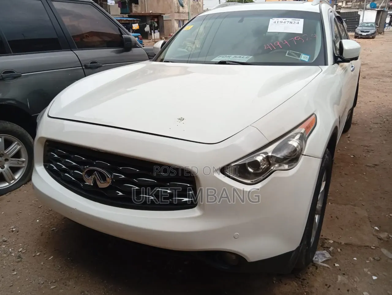 Infiniti FX35 2009 White