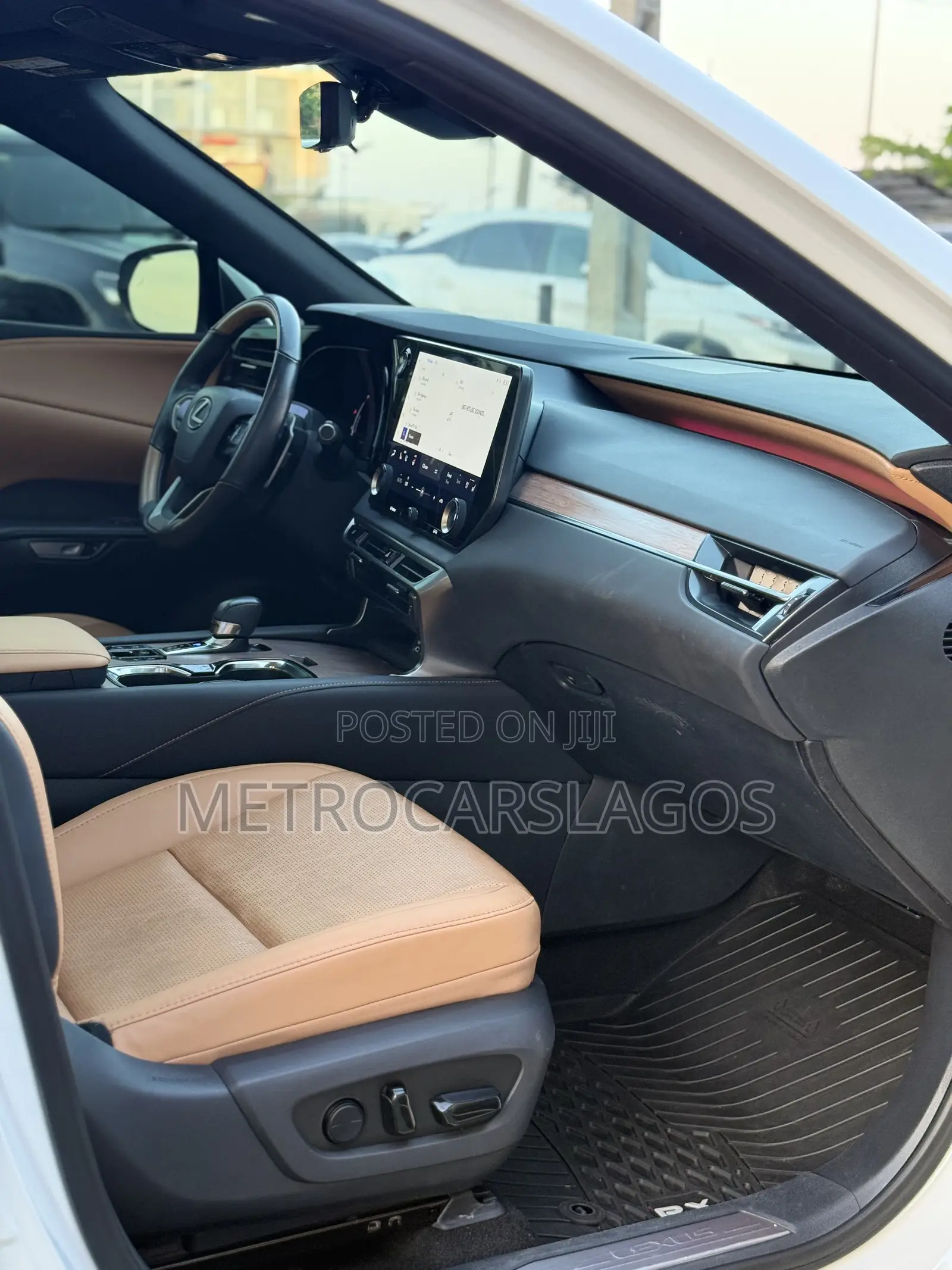 Lexus RX 2024 White