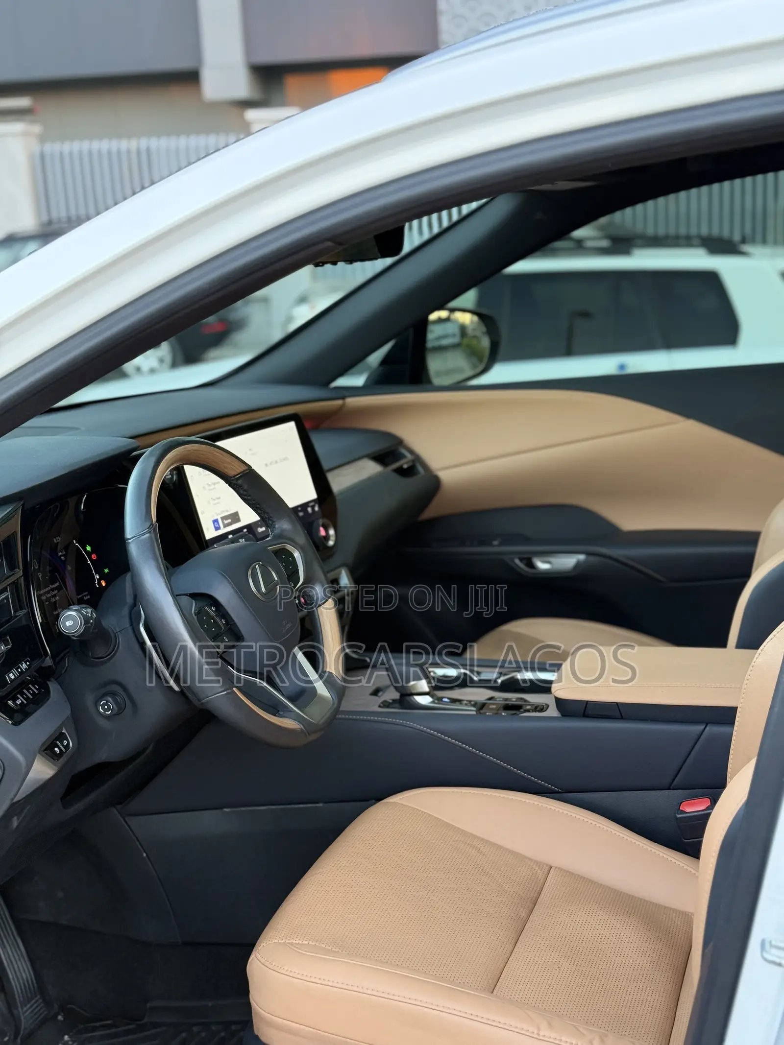 Lexus RX 2024 White