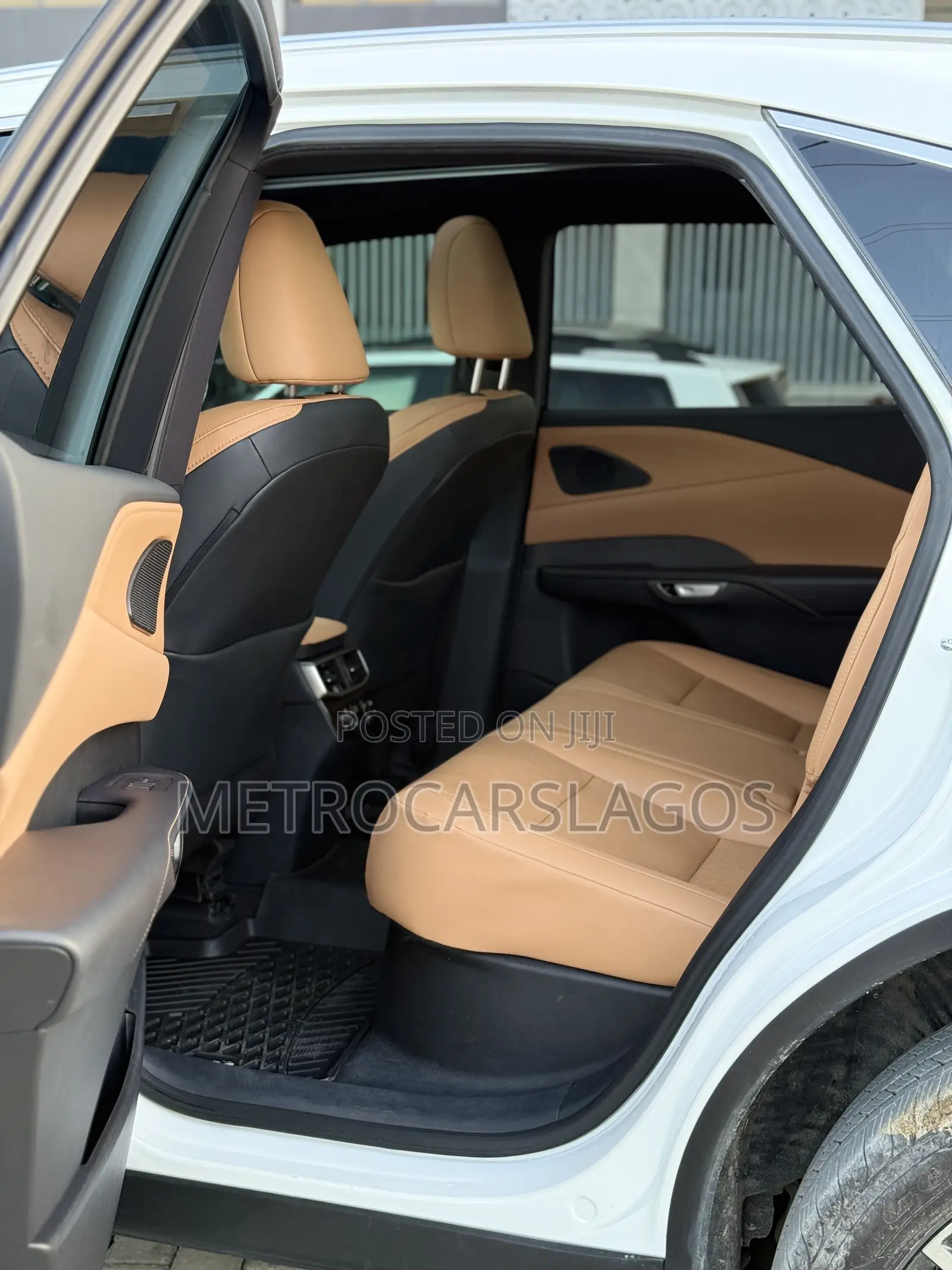 Lexus RX 2024 White